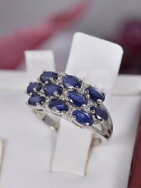 Natural Blue Sapphire Ring Sterling Silver Ring sz 7